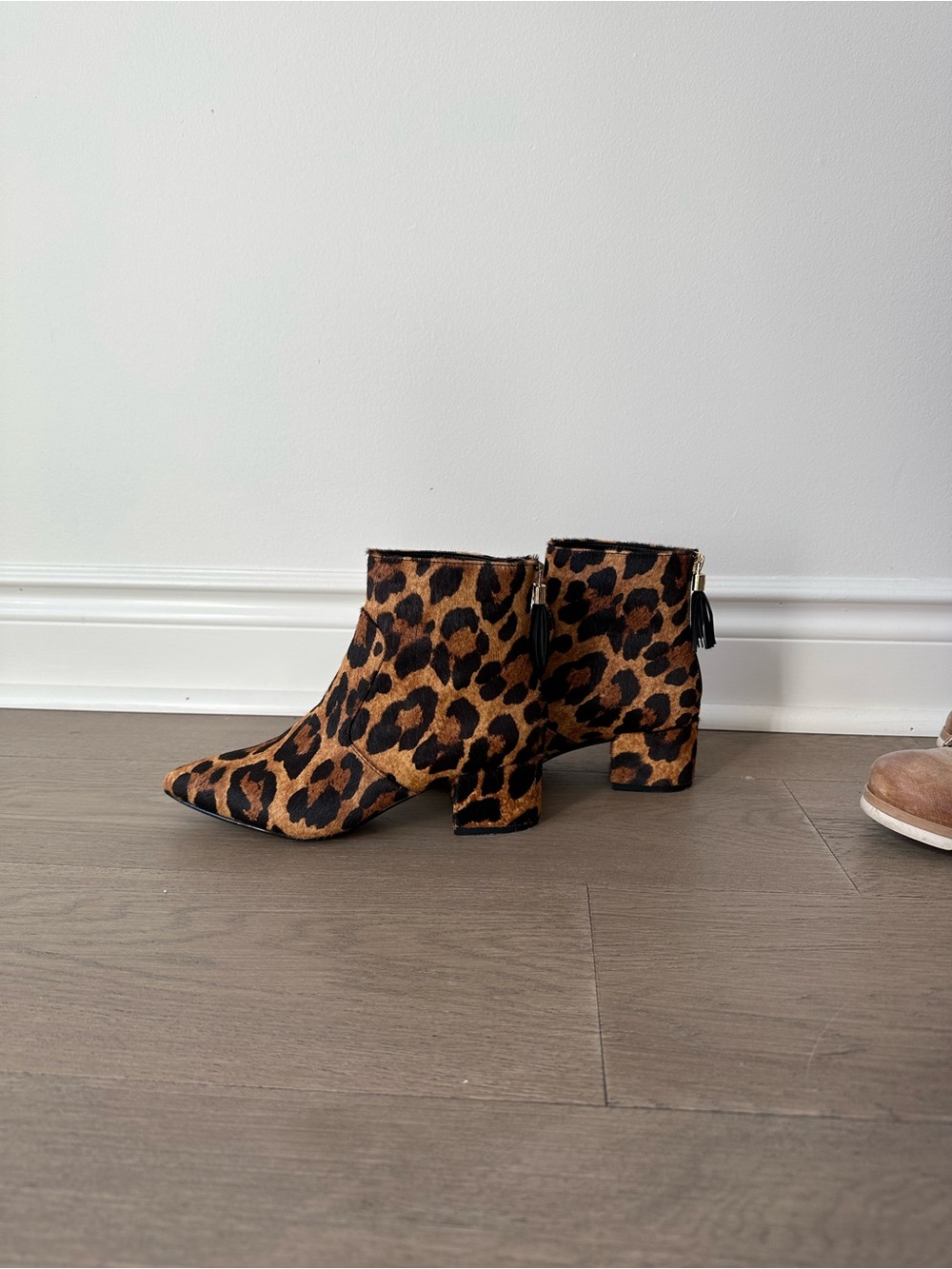 Karl Lagerfeld Leopard Print Pointed Ankle Boots - Black & Brown